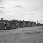 Cabins at George Blouin’s Auto Court Photograph B-2344 by Leonard A. Hillyard courtesy Saskatoon Public Library- Local History Room. 